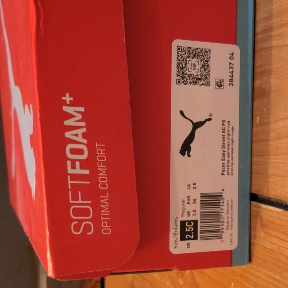 **BNIB** Puma sneakers for boys - Picture 6 of 6